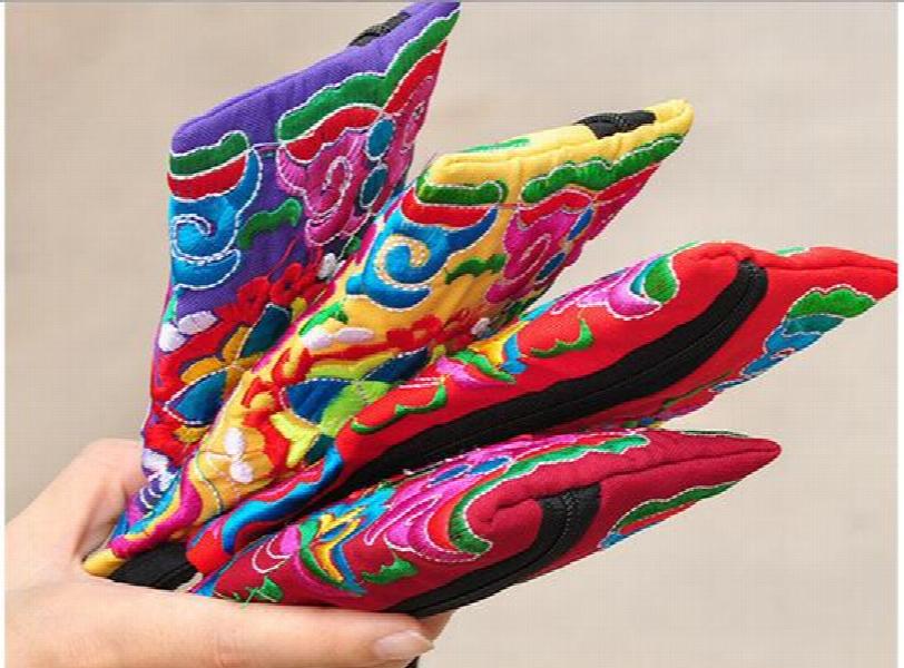 Ethnic Flowers Embroidery Women Long Wallet Clutch Handbag