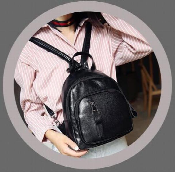 Lady Small PU Backpack Casual Travel Bag