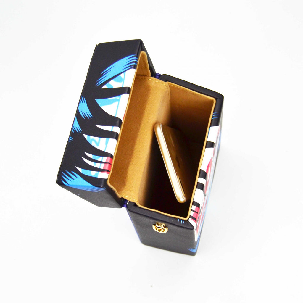 Girl Face Messenger Chain Flap Shoulder Box Bag