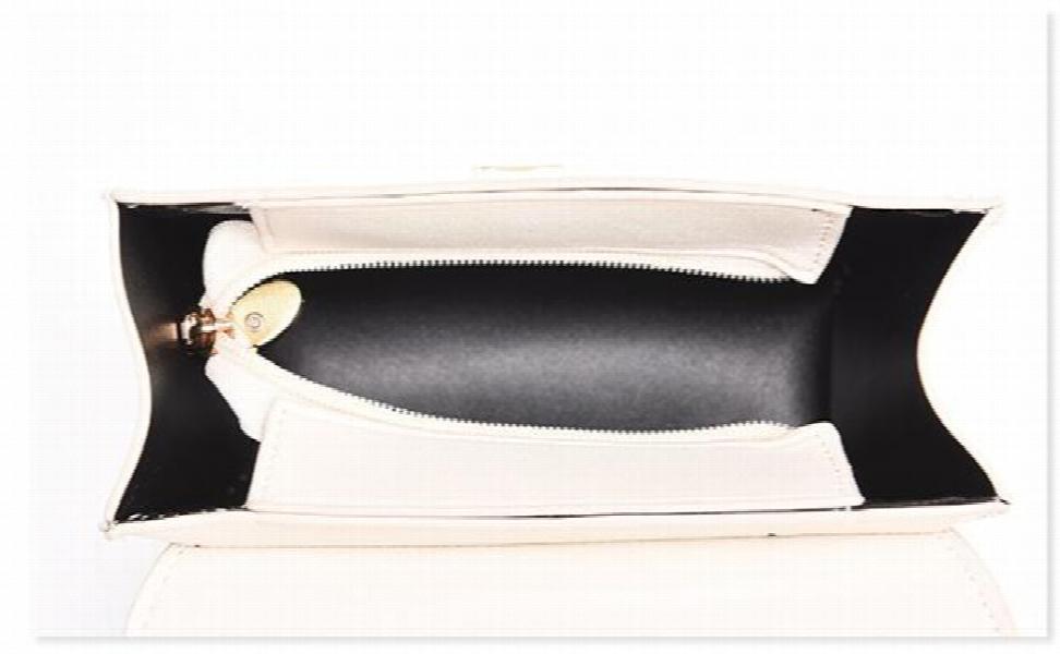 Chuwanglin Chain Messenger Bag Small Flap Sequin Leather Female Bag T92204