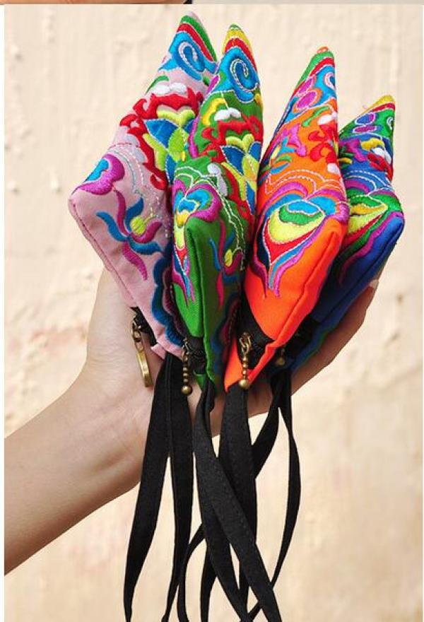 Ethnic Flowers Embroidery Women Long Wallet Clutch Handbag