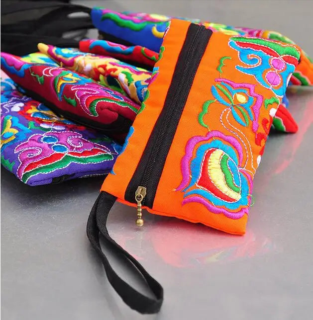Ethnic Flowers Embroidery Women Long Wallet Clutch Handbag