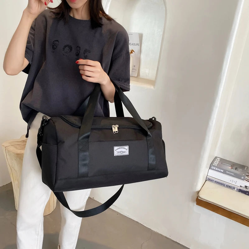 18 Inch Unisex Nylon Travel Bag, Large Capacity Fitness Bag