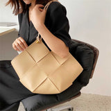 Large Capacity Women's Woven Tote Bag Pu Shoulder Handbag for Travel Shopping