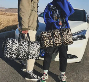 Leopard Shoulder Bag for Travel in Europe and the US