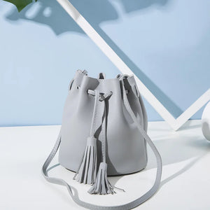 Vintage Tassel Shoulder Bag High Retro Crossbody Bucket Bag