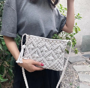 Tassel Hand Held Messenger Bag Hand Woven Diagonal Shoulder Bag