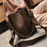 Crocodile Crossbody Bag for Women Shoulder Bag PU Leather Bucket Bag