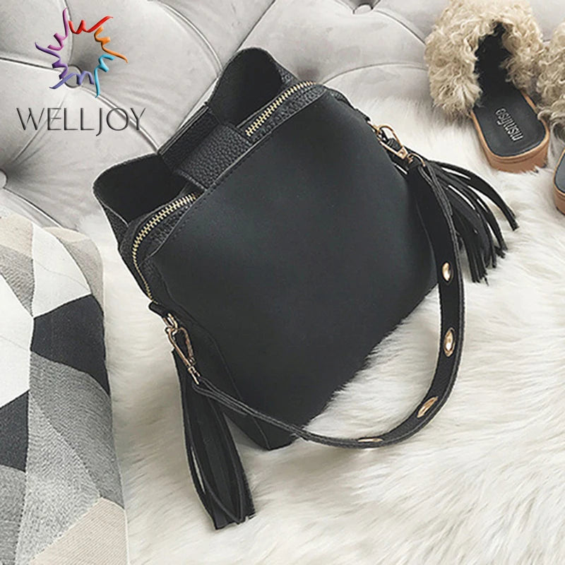Vintage Tassel Messenger Bag High Retro Shoulder Bag Crossbody Bag Tote