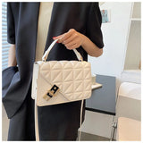 Rhombus Chain Lock Shoulder Bag Small Square Bag