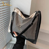 Vintage Large Capacity Women Shoulder Bag Space Pad Canvas Tote Female Handbags