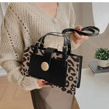 Leopard Texture Small Square Messenger Bag