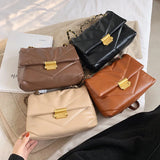 Retro Large-Capacity Diamond Chain Bag Shoulder Messenger Female Bag