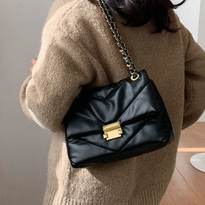 Retro Large-Capacity Diamond Chain Bag Shoulder Messenger Female Bag