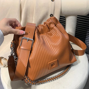 Chain Handbag Pleated Shoulder Bag for Women Clutch Purses Crossbody Bag