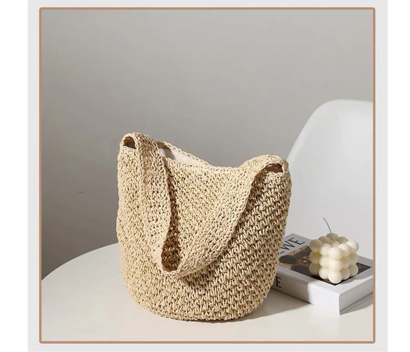 Large-capacity Straw Beach Bucket Bag