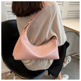 Women's Casual Shoulder Bag - High Net Red Versatile Crescent Bag