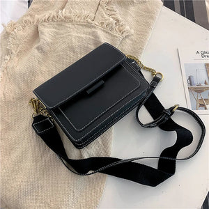 PU Leather Wide Shoulder Strap Cross Bag with Chain