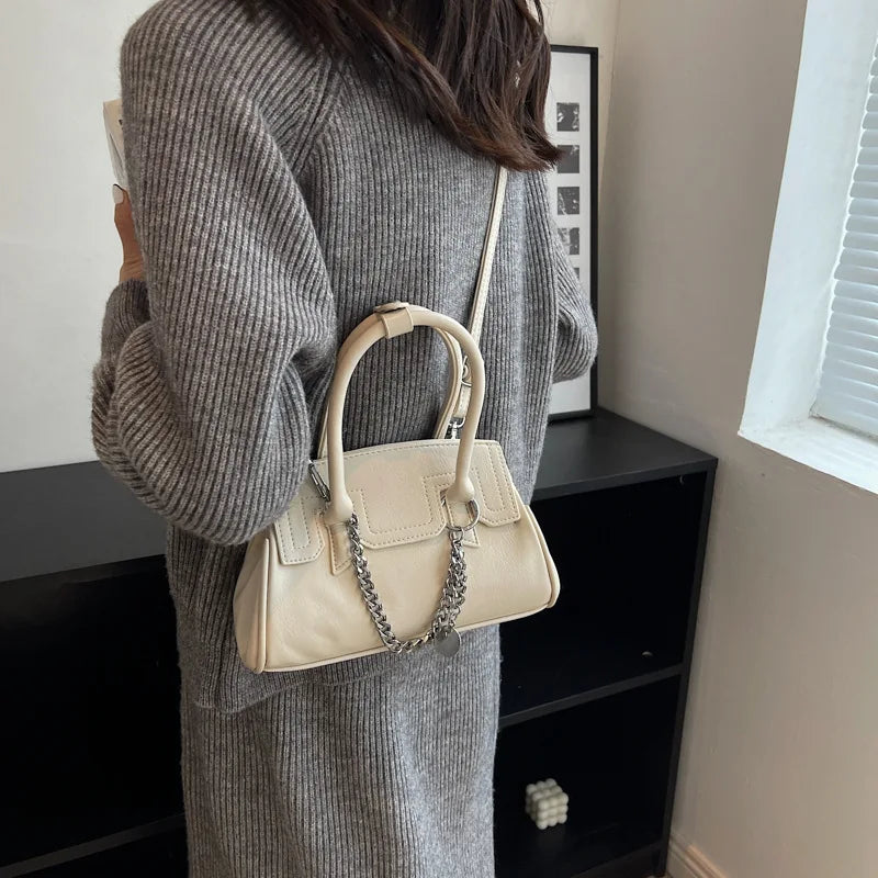 Large Capacity Messenger Shoulder Bag Retro Leisure Handbags