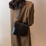 Retro Messenger Bag for Women, Shoulder Bag with Buckle, Crossbody Purse