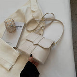 Retro Messenger Bag for Women, Shoulder Bag with Buckle, Crossbody Purse