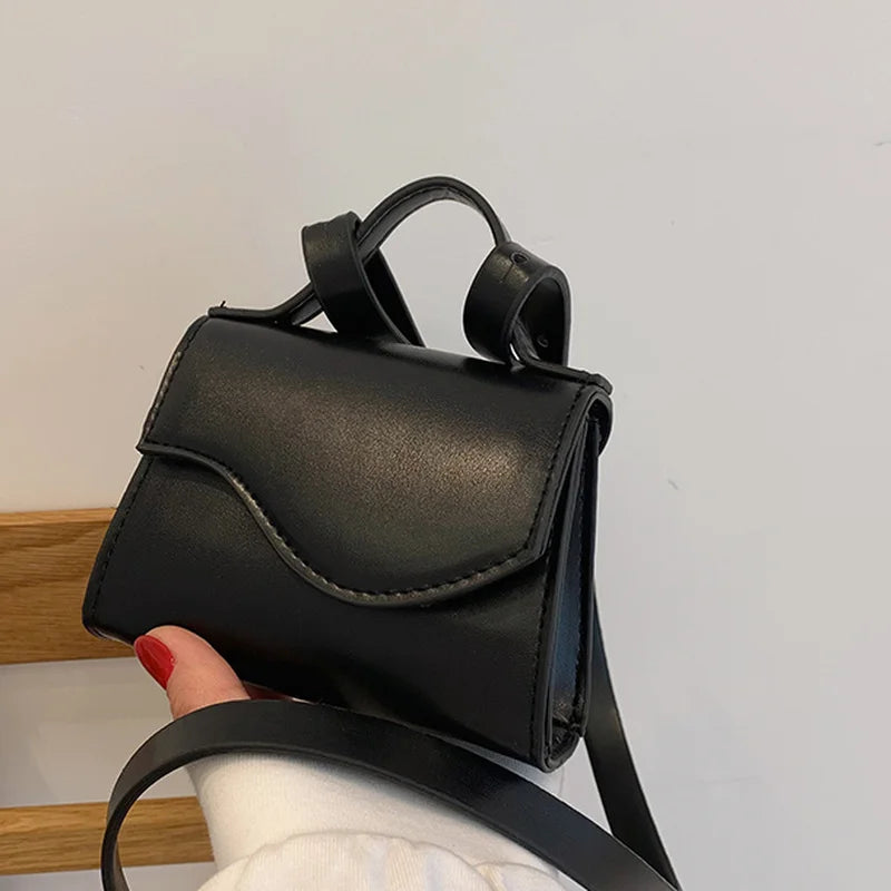 Women's Summer Messenger Bag One Shoulder Armpit Bag