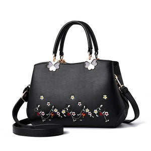 Embroidered One-shoulder Diagonal Bag