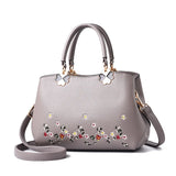 Embroidered One-shoulder Diagonal Bag