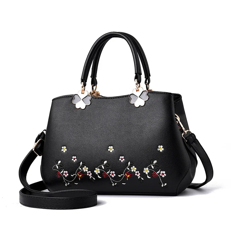 Embroidered One-shoulder Diagonal Bag