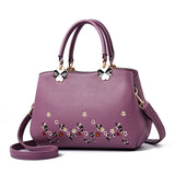 Embroidered One-shoulder Diagonal Bag