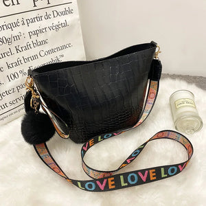 Women Tassel Wool Ball Lychee Pattern Crossbody Bag