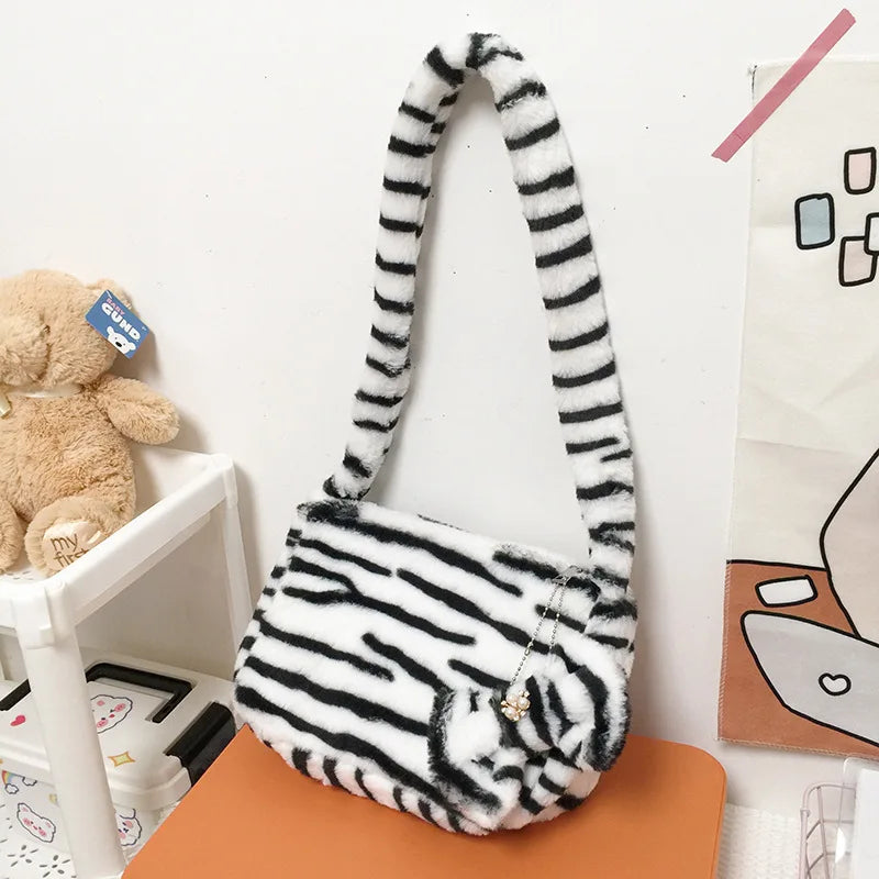 Animal Pattern Shoulder Bag Winter Plush Messenger Bag