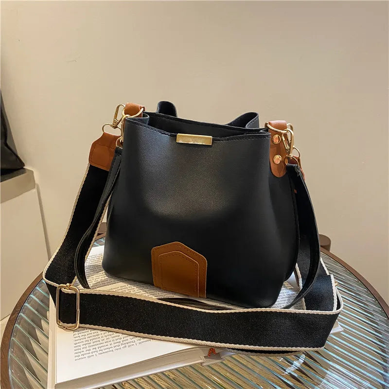 Retro Women's Bag with Wide Shoulder Strap