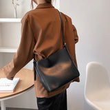 Monochrome Shoulder Bag Large Capacity Handbag