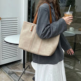 Women's Retro Large Capacity Shoulder Bag