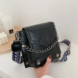 Women's PU Leather Messenger Crossbody Bag Retro Heart-Shaped Lock Shoulder Bag