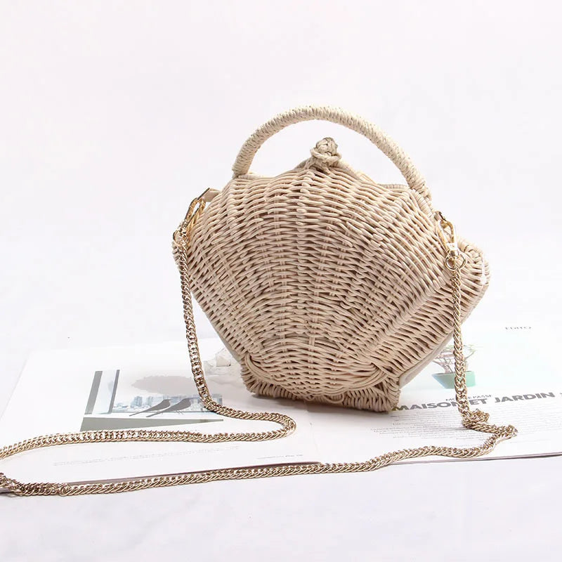 Shell-Shaped Rattan Woven Messenger Bag