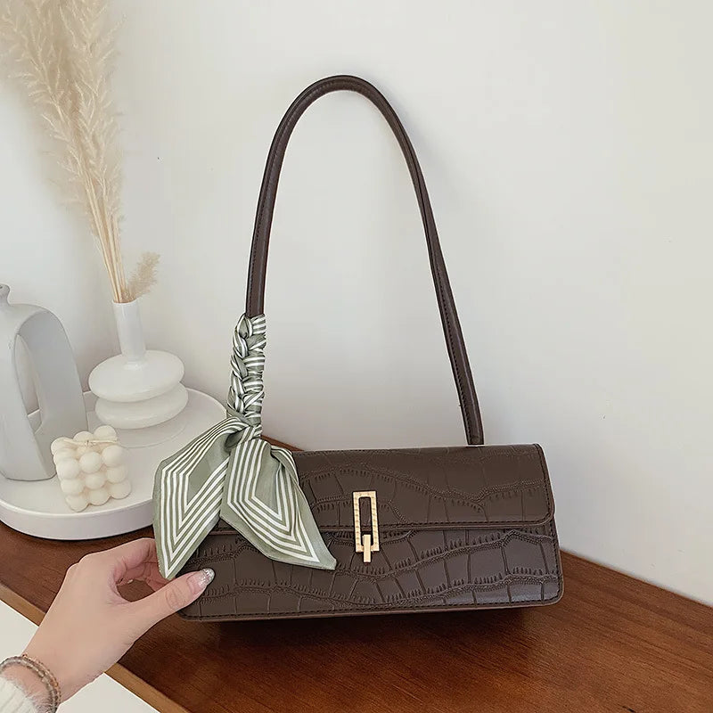 Versatile Baguette Ladies Underarm Shoulder Leisure Handbag