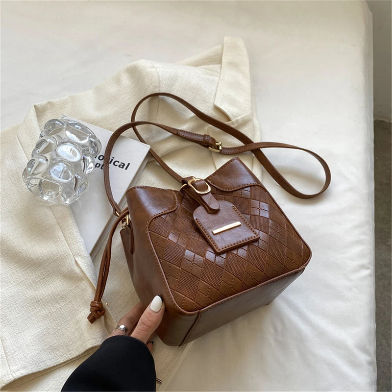 Winter Women's Bucket Messenger Bag Top PU Leather Rhombus Shoulder Bag