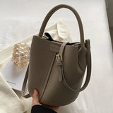 Vintage Shoulder Bag Women's Bag Net Red Crossbody Handbag Bucket Bag