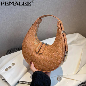 Vintage Woven Crescent Shoulder Bag for Women