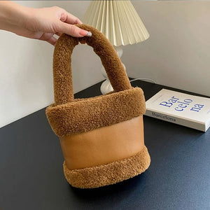 2022 Autumn Winter Plush Hand-Carrying Bag