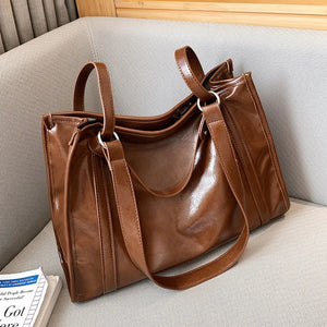 2022 Women's Large Capacity Shoulder Bag Casual Messenger Bag Retro Handbag