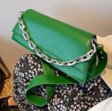 2022 Solid Women's Retro Shoulder Bag High-Quality All-Match Chain Messenger Bag