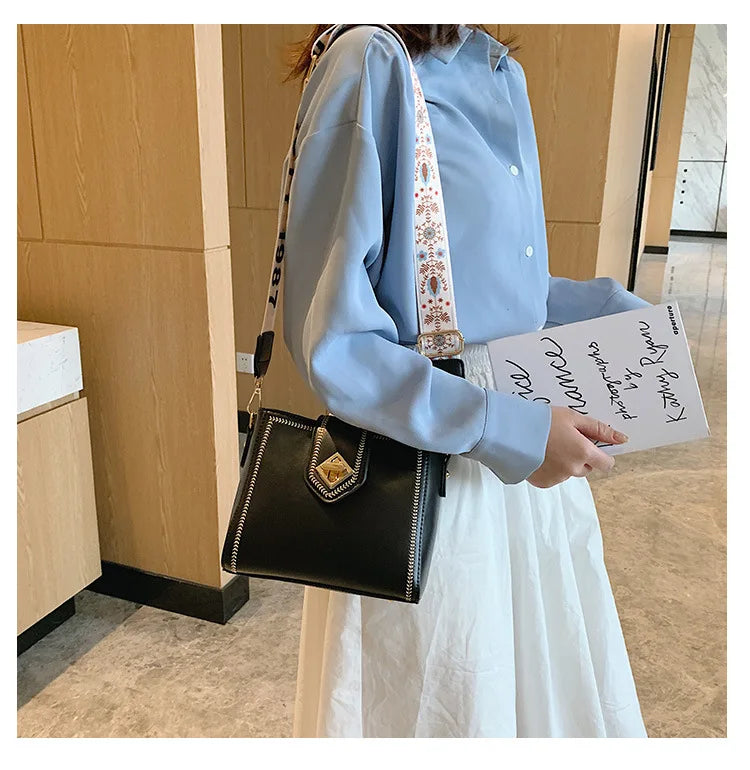 Vintage Women's Bucket Bag Wide Shoulder Strap Retro Crossbody Tote