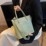 Fashionable Tote Women Shoulder Bags PU Leather High Capacity Multi-function