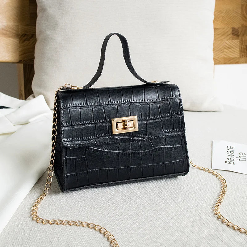 Crocodile Pattern Shoulder Bag with Chain Lock for Women