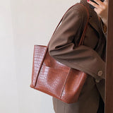 Fashionable PU Leather Women's Bag Soft Surface High Capacity