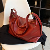 Fashionable Women Shoulder Bag PU Leather Daily Casual Soft Surface