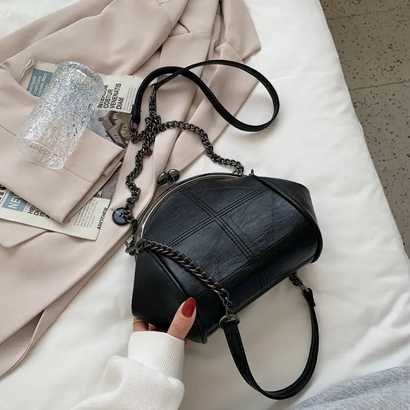Vintage Shell Bag Female Lock Chain Shoulder Crossbody Bags for Women